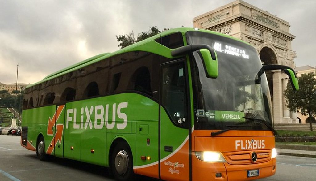 FlixBus autisti ti portano ovunque con sicurezza anche no