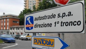 È stato sottoscritto l’accordo riguardante i ristori per gli extra costi generati dai cantieri autostradali sulle tratte di competenza di Autostrade per l’Italia in Liguria