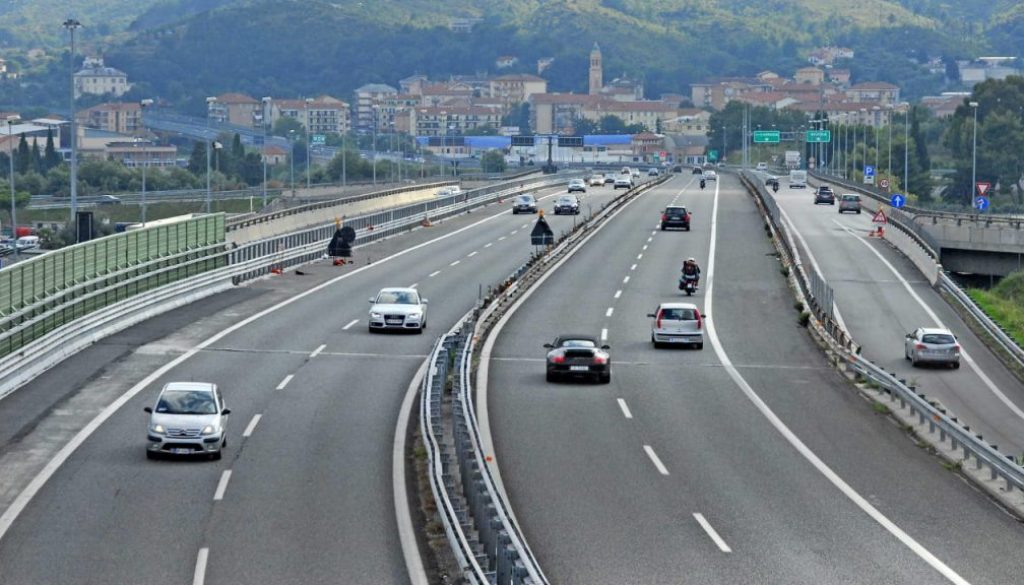 Saranno chiusi i rami di allacciamento della Complanare di Savona con la A6 Torino-Savona, per chi proviene è diretto sulla A6