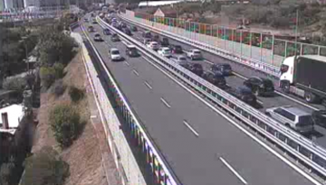 La società Autostrade comunica che dalle ore 10:00 circa, sulla A10 Genova - Savona si registrano 10 km di coda nel tratto compreso tra Varazze e Savona bivio complanare, in direzione Ventimiglia per traffico congestionato.