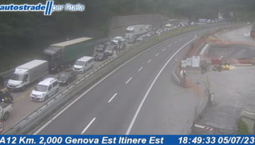 Sulla A7 si registrano 3 km di coda dopo Genova - Bolzaneto in direzione Genova a causa di un incidente avvenuto successivamente all'allacciamento A7/A12