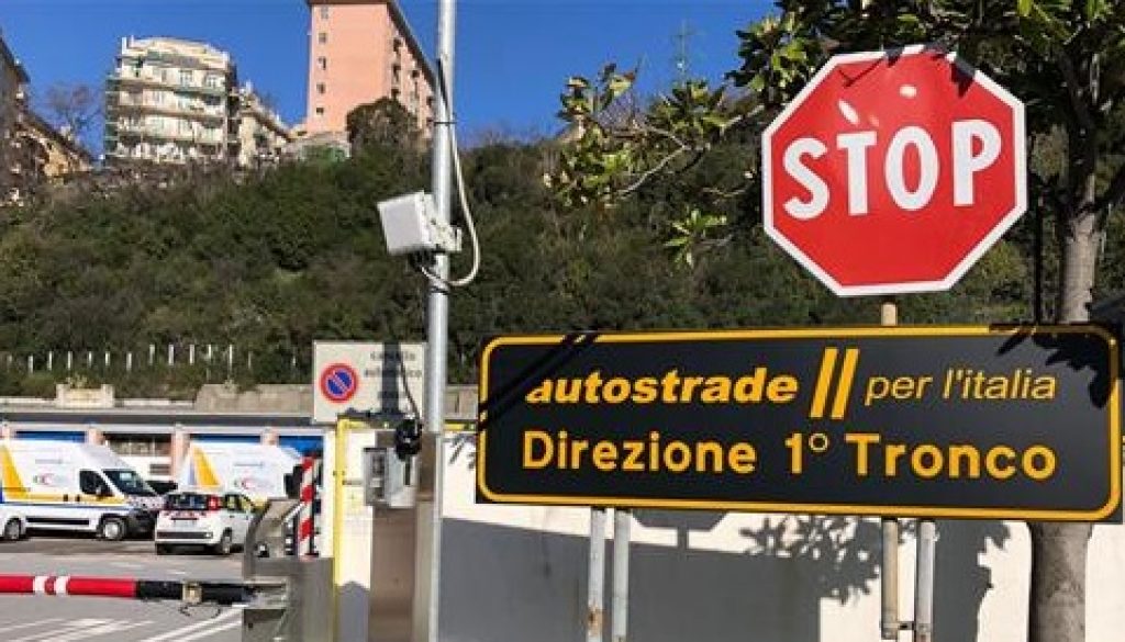 Accordo Regione-Aspi, sospesi i cantieri notturni Toti: 'Misura per decongestionare intera rete per il weekend'