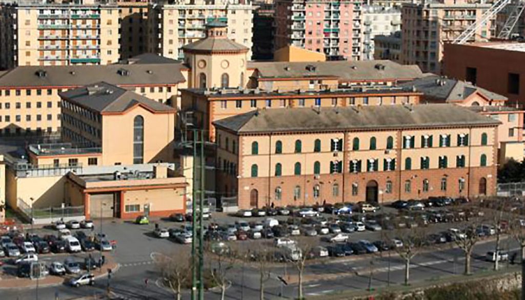 Droga e telefoni cellulari sono stati scoperti all'interno della Casa circondariale di Marassi, a Genova, dalla Polizia Penitenziaria.