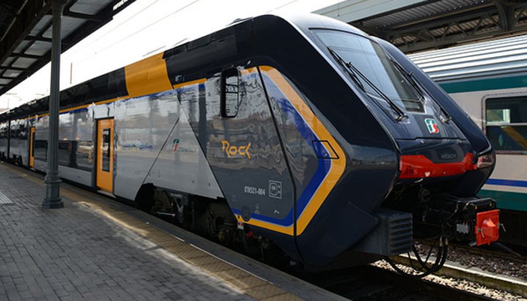 Con il nuovo treno 'Rock' consegnato oggi da Trenitalia a Regione Liguria sono saliti a 42 i nuovi convogli regionali in circolazione nella rete ferroviaria ligure.
