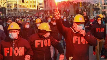Dalle 9 di questa mattina è in corso una manifestazione dei metalmeccanici in adesione allo sciopero nazionale proclamato da Fim, Fiom e Uilm per il rilancio industriale, l'occupazione, il salario, gli investimenti, per la transizione sostenibile, per risolvere le crisi aperte.
