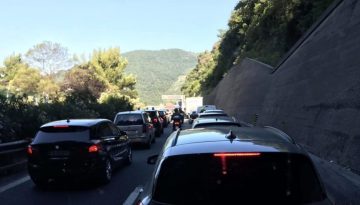 Intorno alle 17:45, sulla A12 Genova-Sestri Levante, è stato riaperto il tratto compreso tra Genova est e Genova Nervi verso Sestri Levante.
