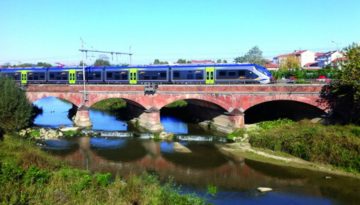 Rete Ferroviaria Italiana, società capofila del Polo Infrastrutture del Gruppo FS, eseguirà interventi di impermeabilizzazione al ponte sul torrente Borbore, nei pressi di Asti.