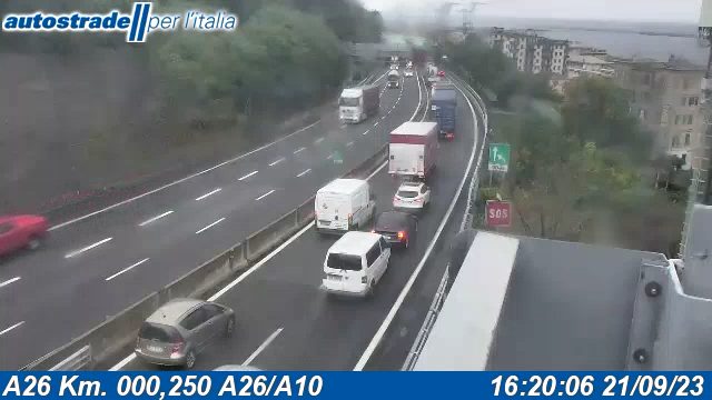 Sulla autostrada A10, a causa di un incidente, è stato chiuso al traffico il tratto compreso tra Genova Prà e Genova Aeroporto in direzione Genova.